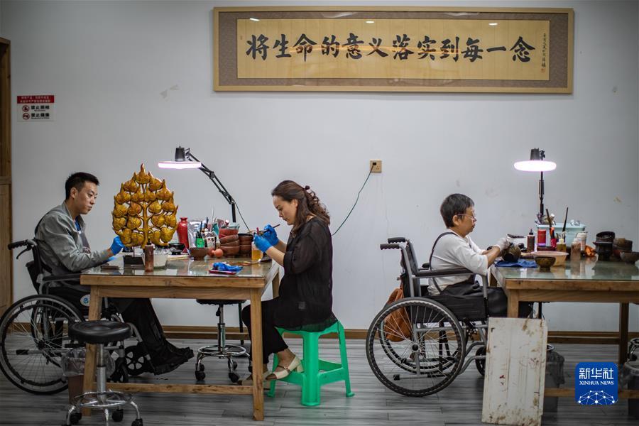 正版博乐游戏下载